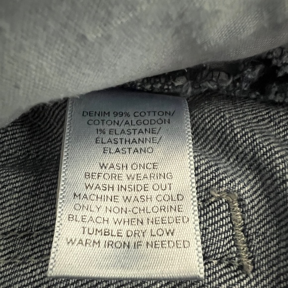 LOFT Denim Shorts Roll Cuff - Picture 5 of 7